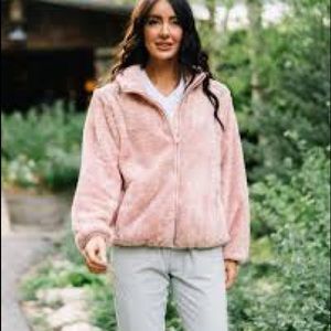 Zyia blush Sherpa jacket